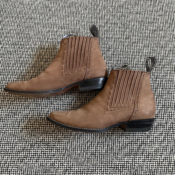 Alamos Authentic Mexican Ankle Cowboy Boots - Picture 5 of 7